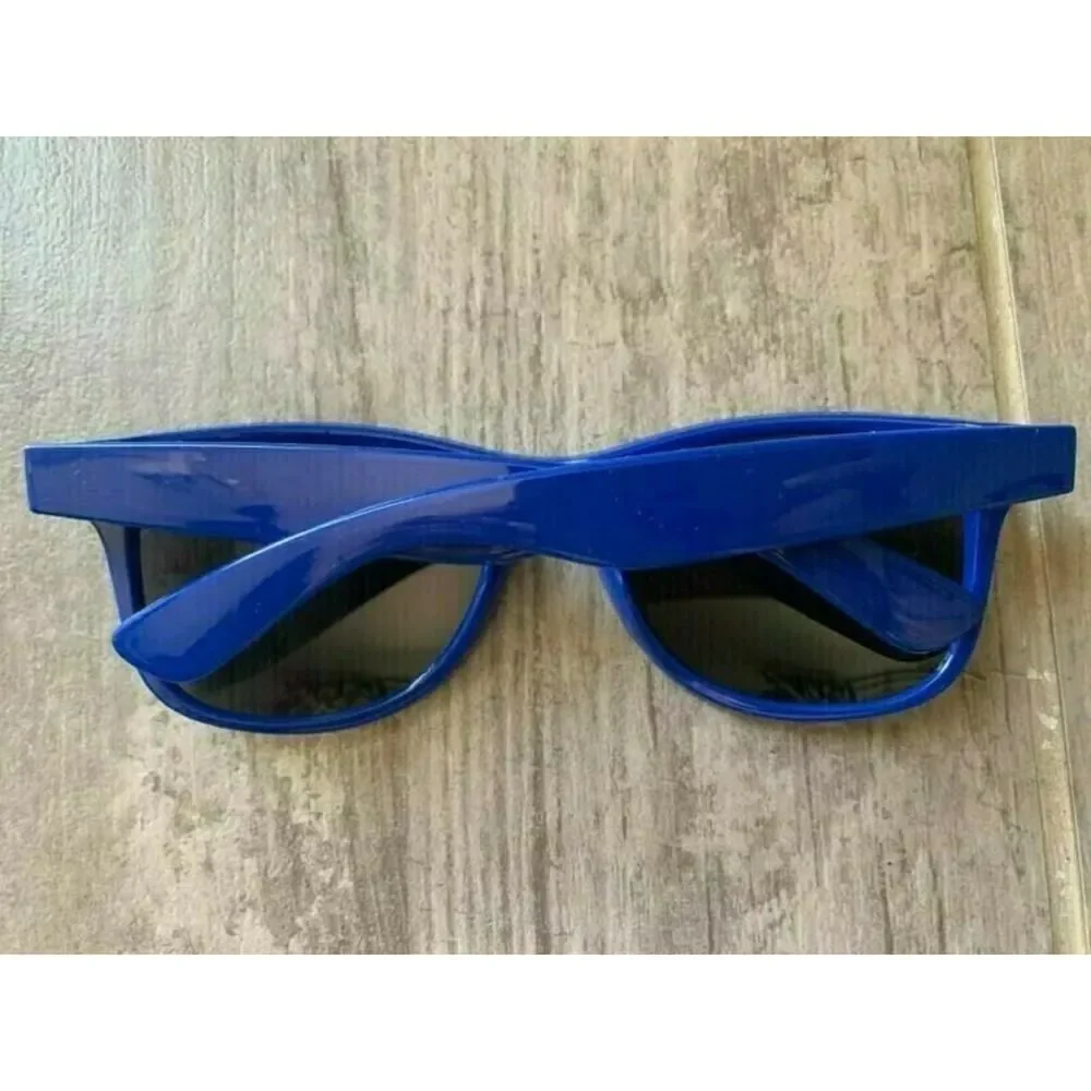 Beaches & Brandy sunglasses beach
